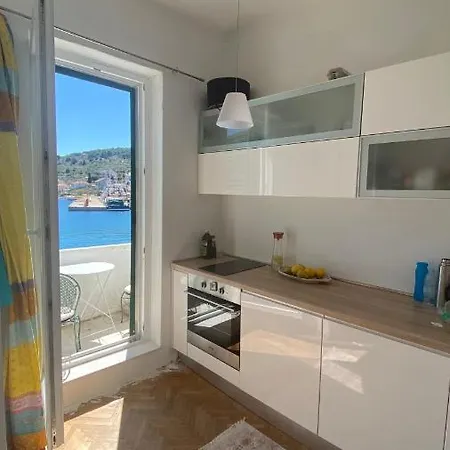 At The Sea Apartmán